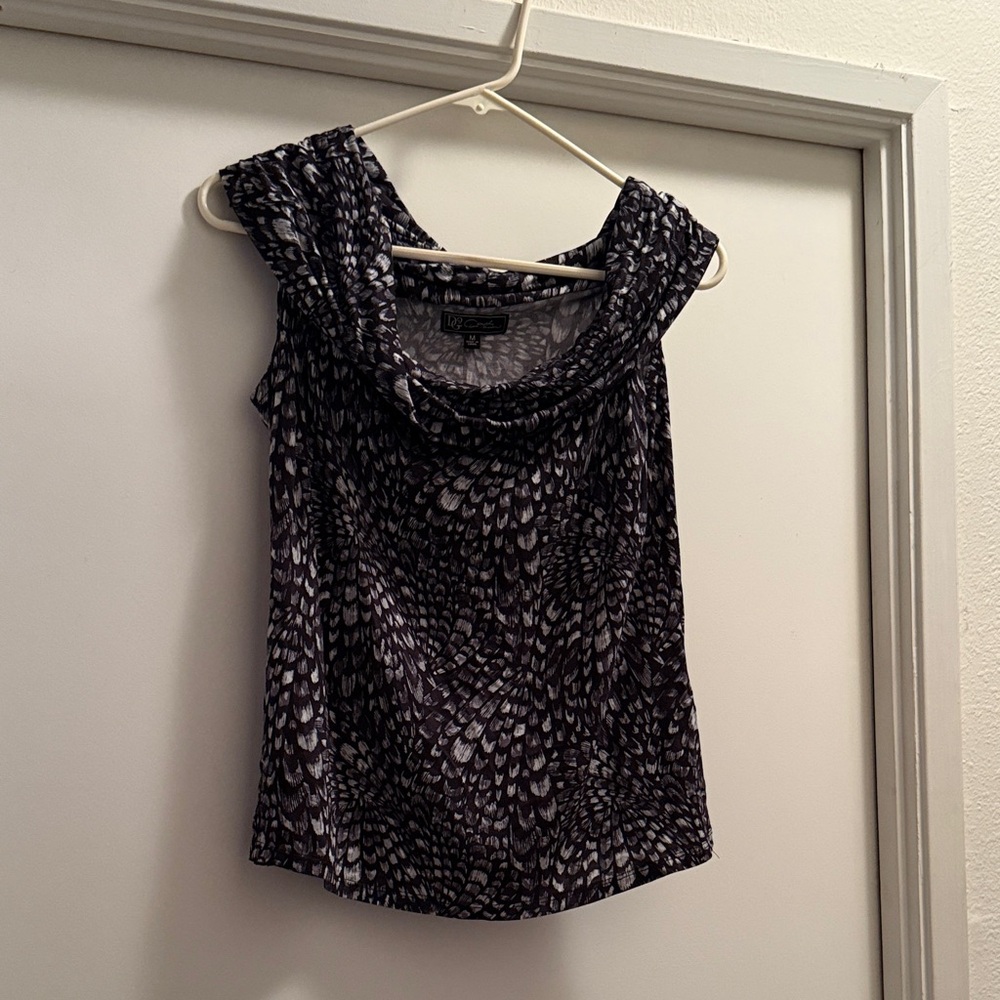 DG2 cowl neck top